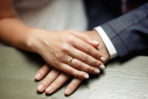 How Much Can Your Spouse Make If You Are on Disability?